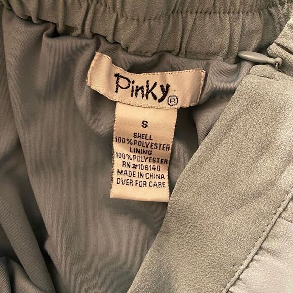 Versona Pinky Crochet Detail Skirt Size S EUC - Picture 5 of 10